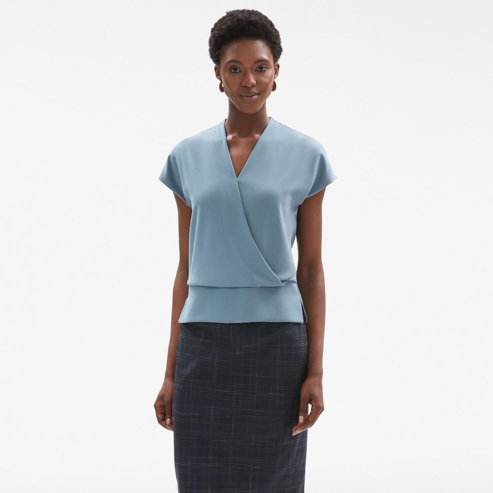 Antonia Top in Waterfall